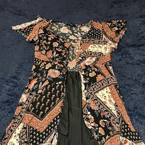 Forever 21 Black and Orange Floral Dress